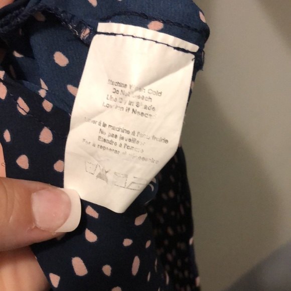 Size small lush blouse blue with pink speckled spots - Picture 6 of 6